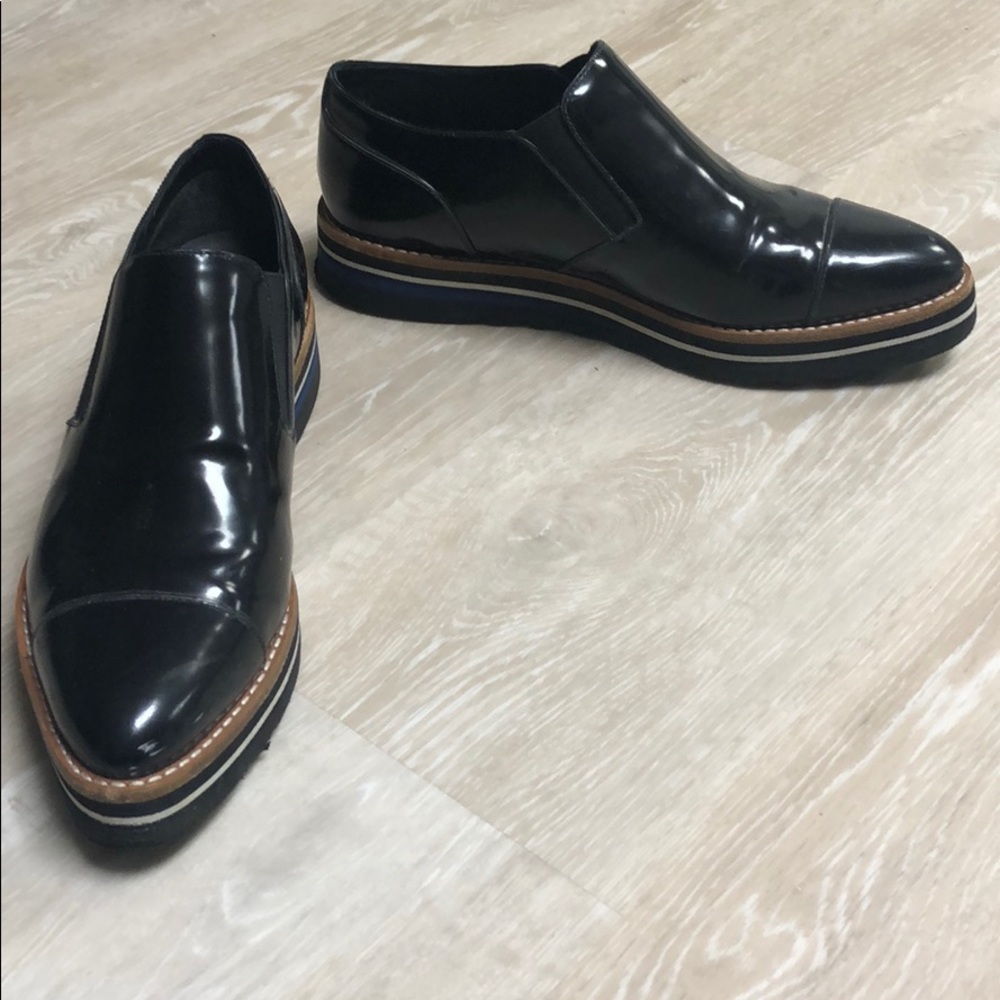 Vince women’s size 8.5 platform oxfords